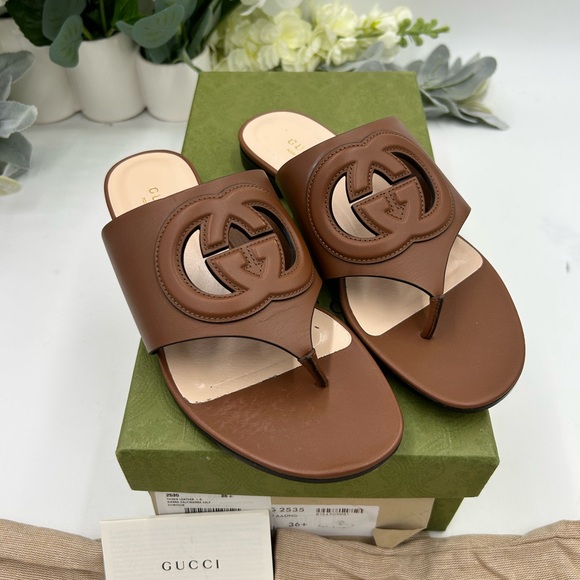 Gucci Shoes - Women's Gucci interlocking G leather sandals size 36.5 made in Italy